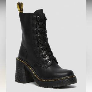 Dr. Martens Chesney
